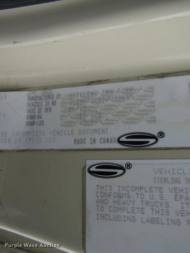 image for item EU9574 2005 Sterling L7500 refuse truck