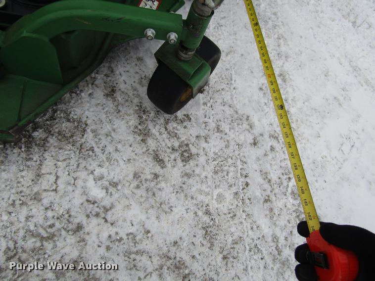 image for item EU9576 2016 John Deere 1600 lawn mower