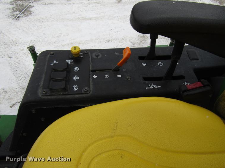 image for item EU9576 2016 John Deere 1600 lawn mower