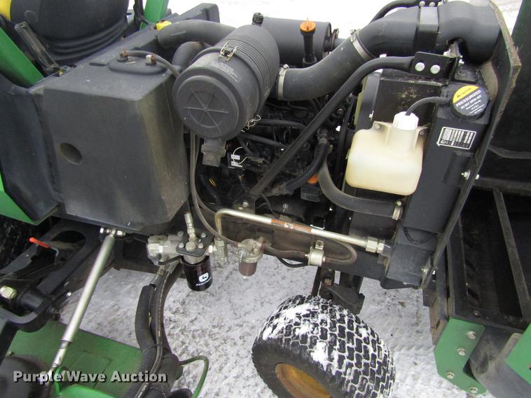 image for item EU9576 2016 John Deere 1600 lawn mower