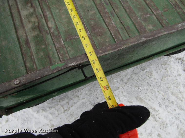 image for item EU9577 1998 John Deere 6X4 Gator utility vehicle