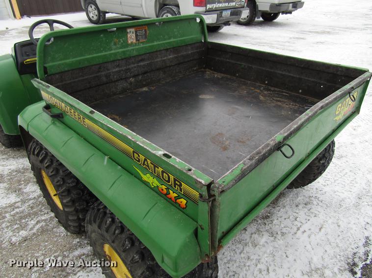 image for item EU9578 1993 John Deere 6X4 Gator utility vehicle