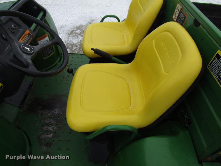 image for item EU9578 1993 John Deere 6X4 Gator utility vehicle
