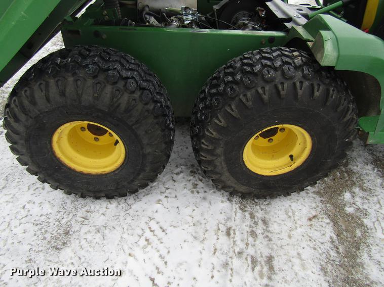 image for item EU9578 1993 John Deere 6X4 Gator utility vehicle