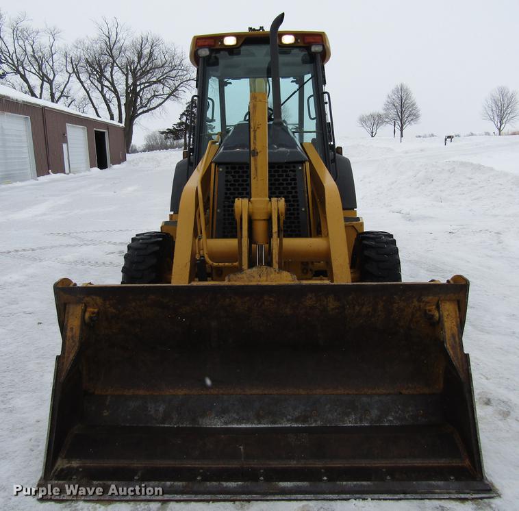 image for item EU9579 2004 John Deere 310SG backhoe