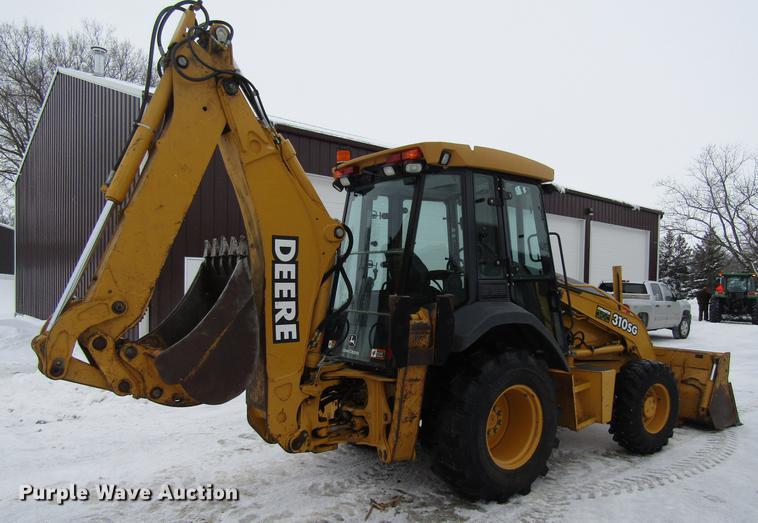 image for item EU9579 2004 John Deere 310SG backhoe