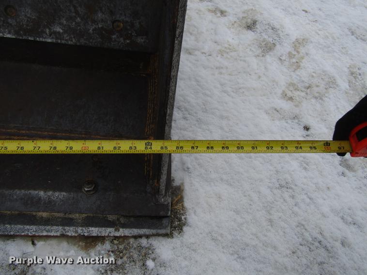 image for item EU9579 2004 John Deere 310SG backhoe