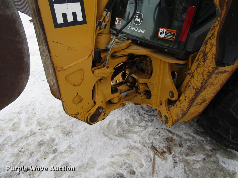 image for item EU9579 2004 John Deere 310SG backhoe