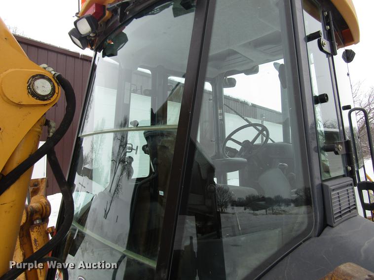 image for item EU9579 2004 John Deere 310SG backhoe