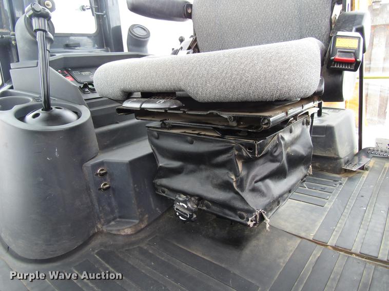 image for item EU9579 2004 John Deere 310SG backhoe