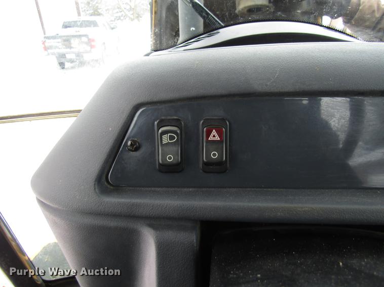 image for item EU9579 2004 John Deere 310SG backhoe