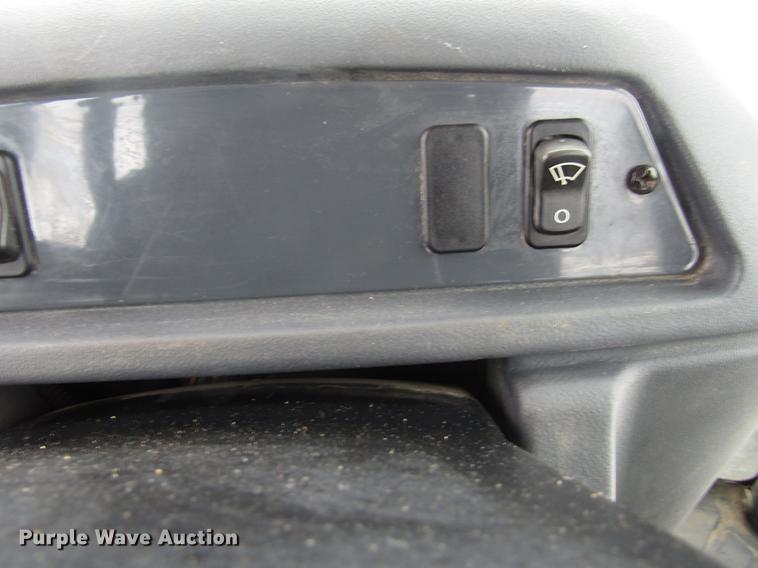 image for item EU9579 2004 John Deere 310SG backhoe