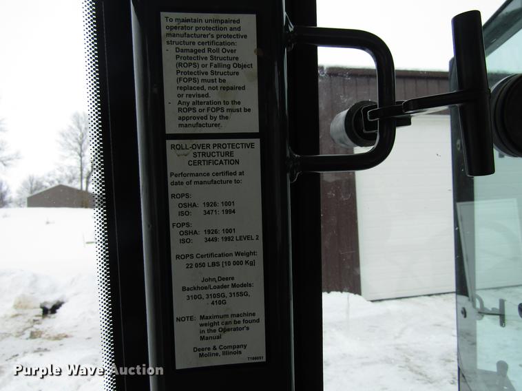 image for item EU9579 2004 John Deere 310SG backhoe