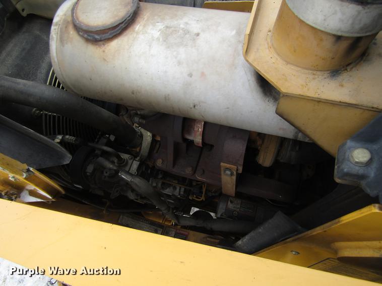 image for item EU9579 2004 John Deere 310SG backhoe