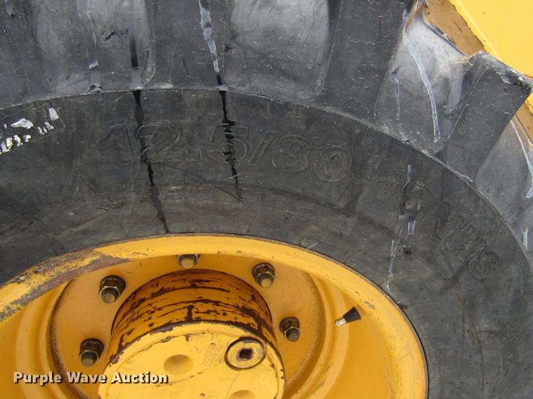 image for item EU9579 2004 John Deere 310SG backhoe