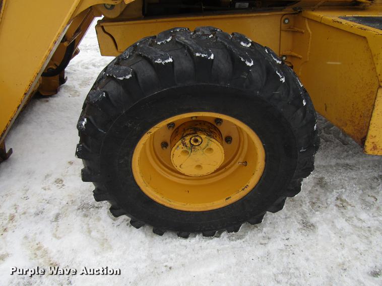image for item EU9579 2004 John Deere 310SG backhoe