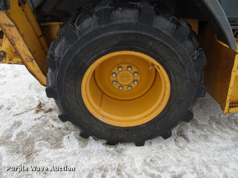 image for item EU9579 2004 John Deere 310SG backhoe