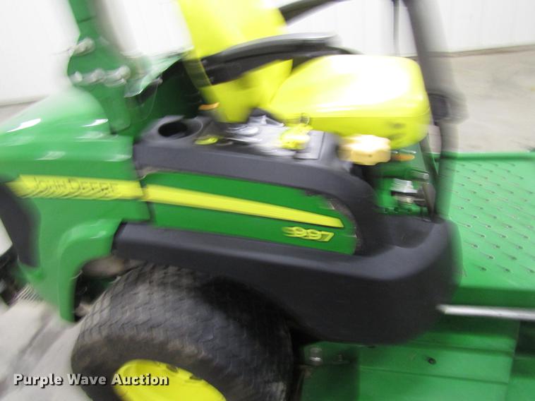 image for item EU9580 2014 John Deere 997 ZTR lawn mower
