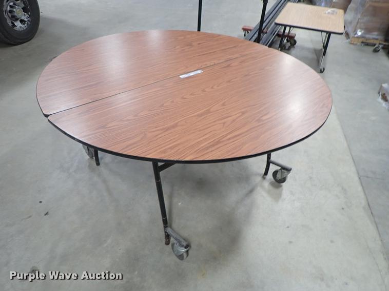 image for item FH9606 (11) folding round tables