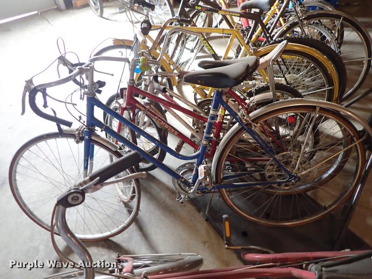image for item FH9613 (11) bicycles
