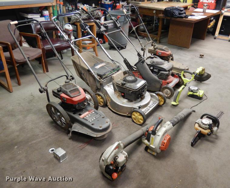 image for item FQ9143 Lawn and garden equipment