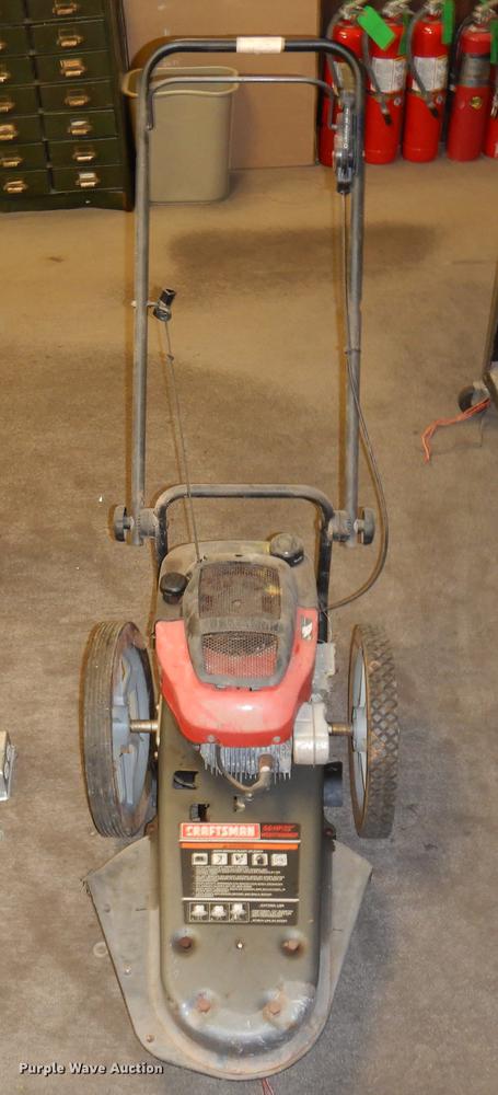 image for item FQ9143 Lawn and garden equipment