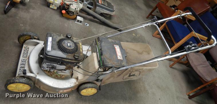 image for item FQ9143 Lawn and garden equipment