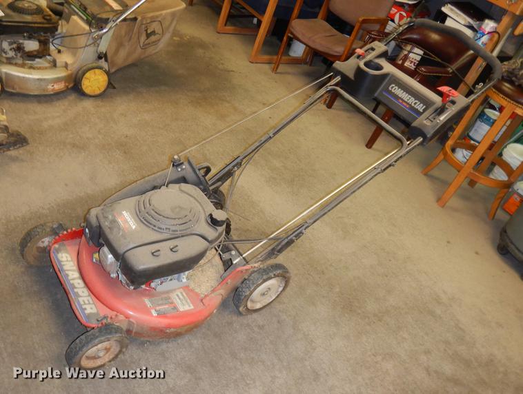 image for item FQ9143 Lawn and garden equipment