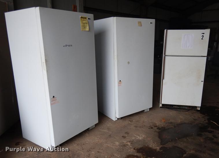 Appliances in Oklahoma City, OK Item FQ9149 sold Purple Wave