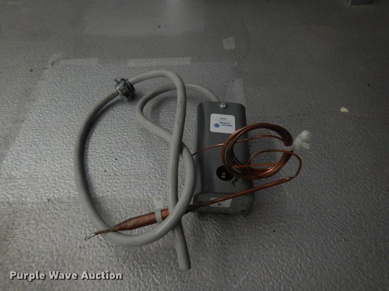 image for item FQ9150 2012 Artic Temp Inc. walk-in cooler