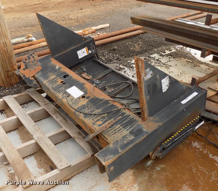 image for item FQ9167 Eagle Lift EDL-60 end gate lift