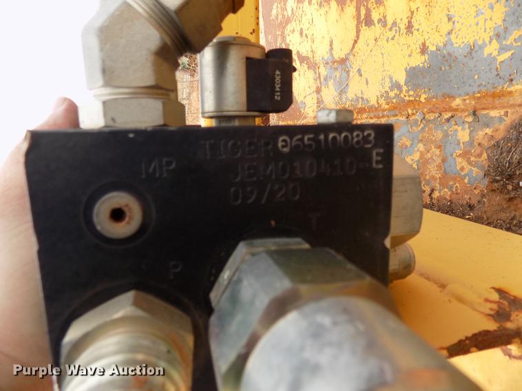 image for item FQ9168 Tiger Trailkat rotary mower