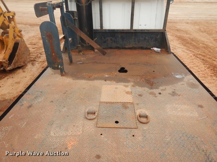 image for item FQ9169 1991 Ford L8000 utility truck