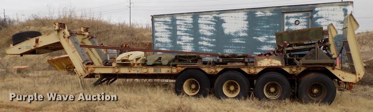image for item FQ9172 1977 M747 equipment trailer