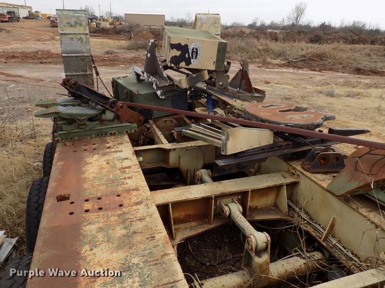 image for item FQ9172 1977 M747 equipment trailer