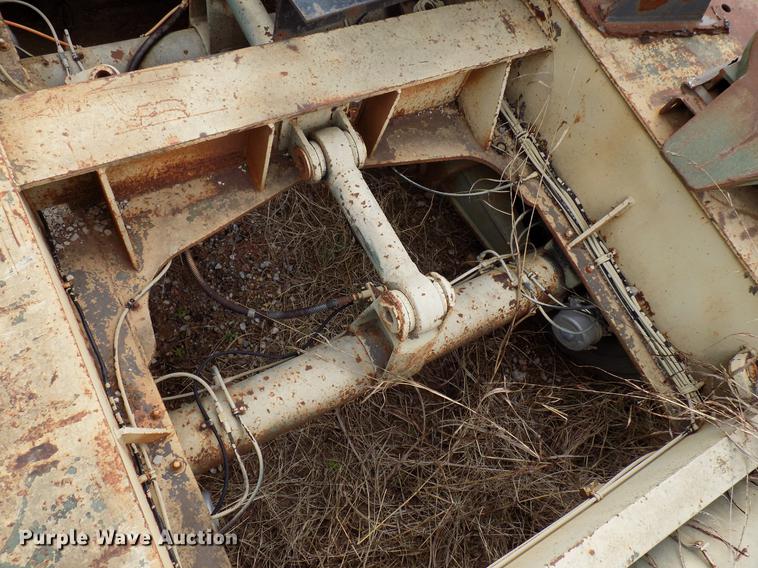 image for item FQ9172 1977 M747 equipment trailer