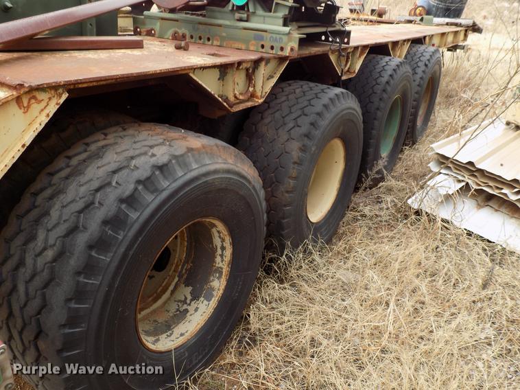 image for item FQ9172 1977 M747 equipment trailer