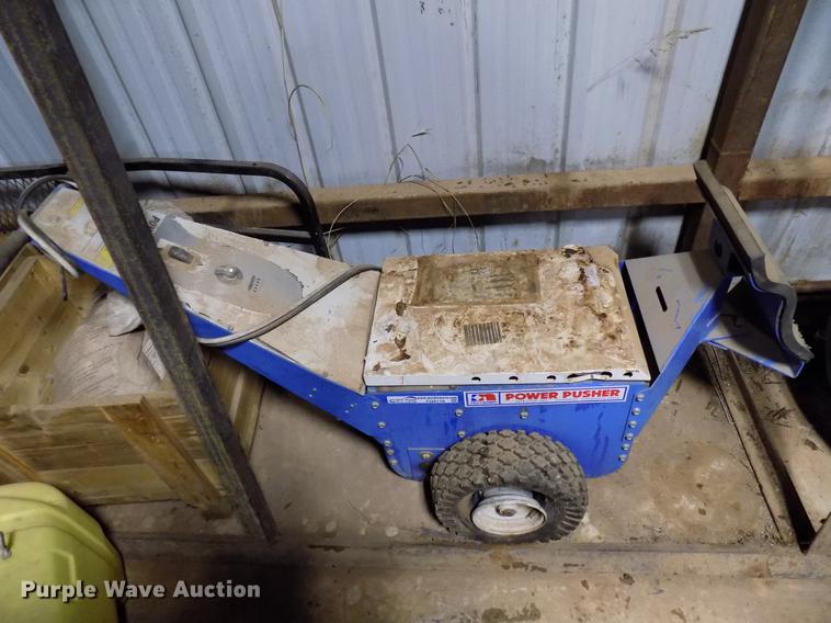 image for item FQ9179 Power pusher