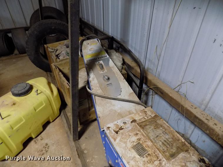 image for item FQ9179 Power pusher