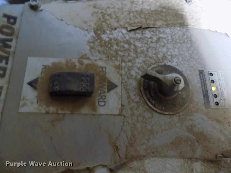 image for item FQ9179 Power pusher