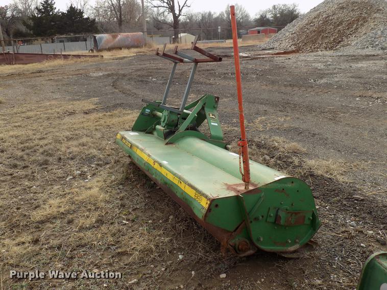 image for item FQ9180 John Deere 390 flail mower