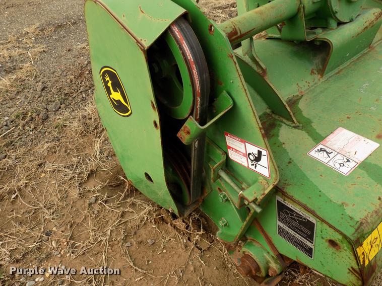 image for item FQ9180 John Deere 390 flail mower