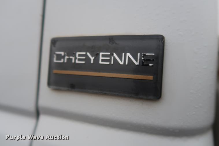 image for item FQ9182 1996 Chevrolet Cheyenne 1500 pickup truck