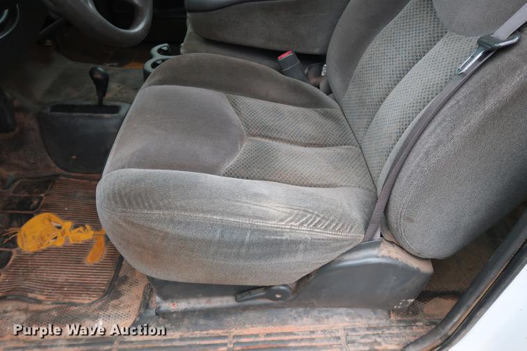 image for item FQ9183 2005 Chevrolet Silverado 1500 Ext. Cab pickup truck