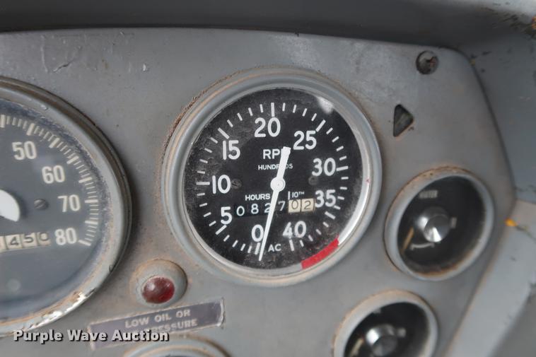 image for item FQ9184 1975 Dodge XCNT8 truck cab and chassis