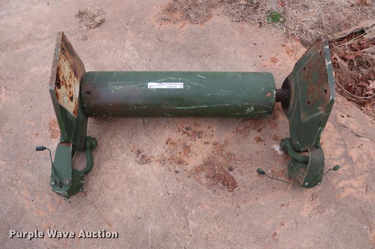 image for item FQ9187 Rolling tailboard