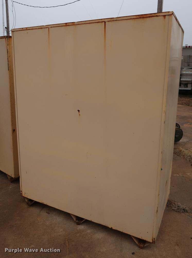 image for item FQ9189 Steel storage cabinet