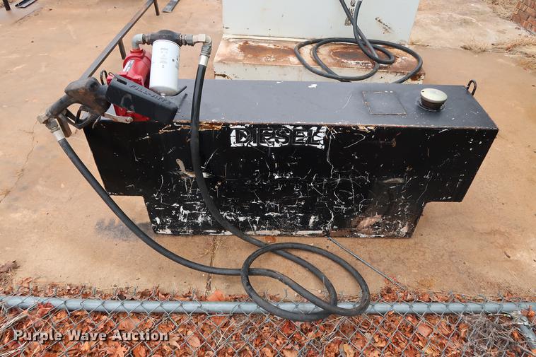 image for item FQ9193 Delta Consolidated Industries L-shaped fuel tank