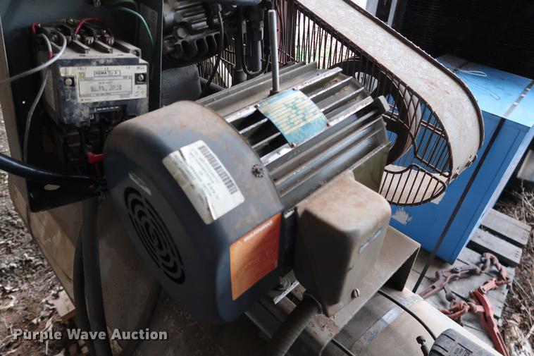 image for item FQ9196 Dayton 3Z968A air compressor