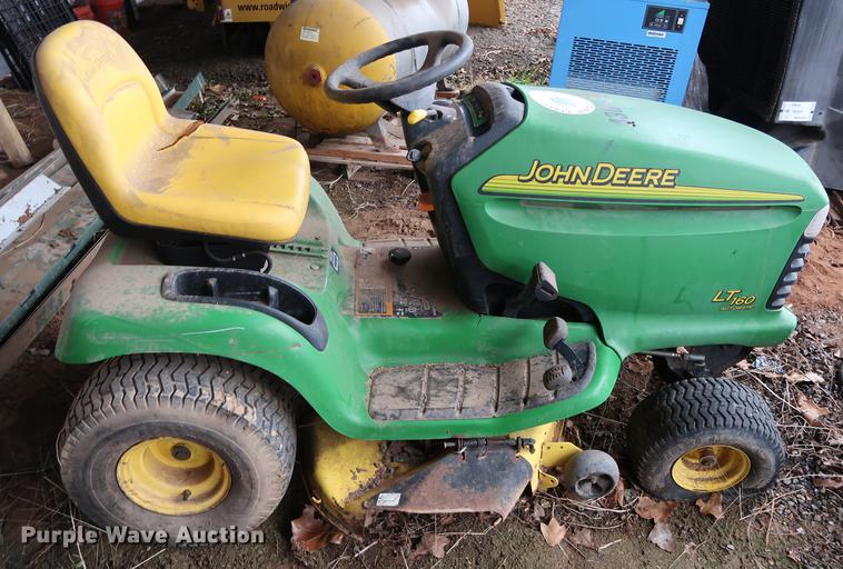 image for item FQ9197 John Deere LT160 lawn mower